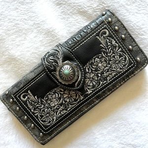 Montana West Wallet